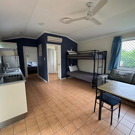 Mareeba Motor Inn Екстер'єр фото