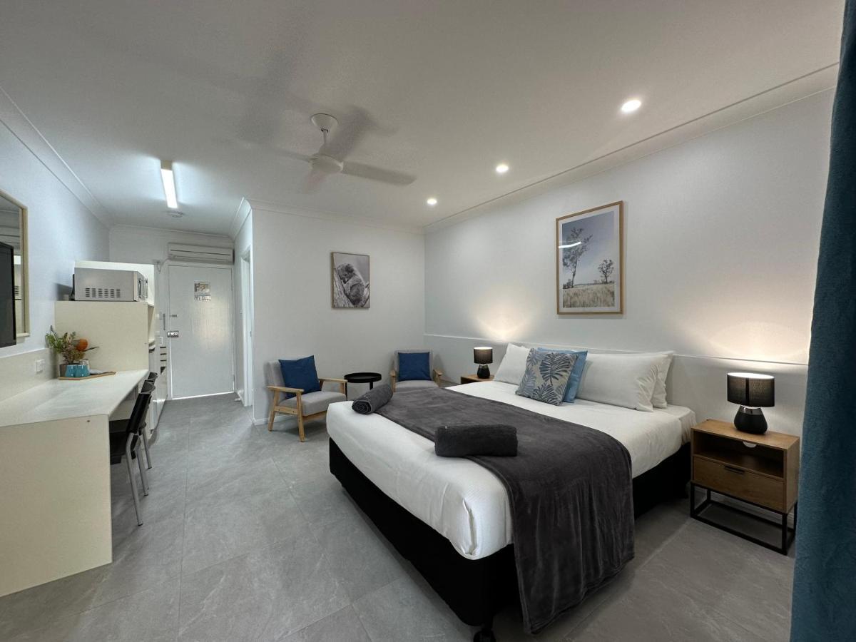 Mareeba Motor Inn Екстер'єр фото
