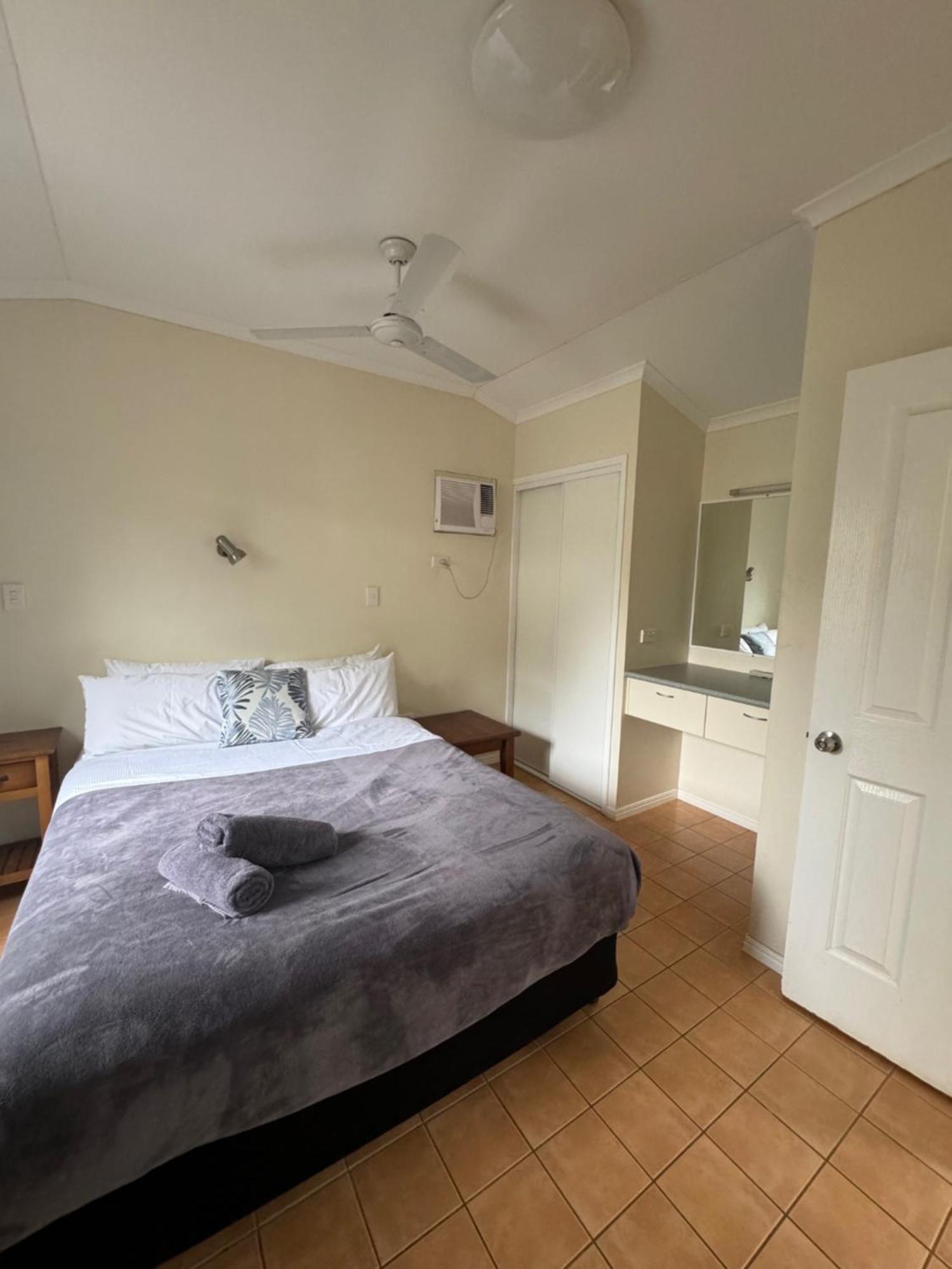 Mareeba Motor Inn Екстер'єр фото
