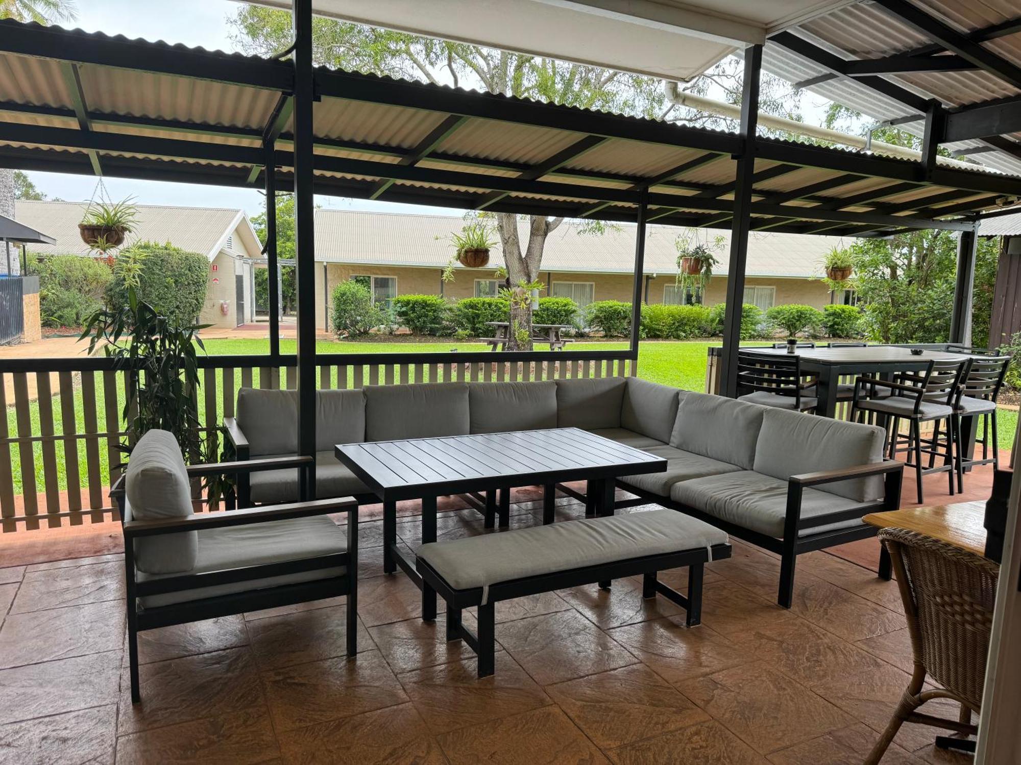 Mareeba Motor Inn Екстер'єр фото